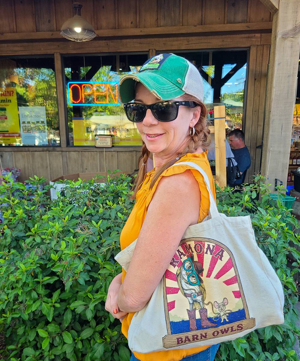 RBO Tote Spotted at Ramona Family Naturals